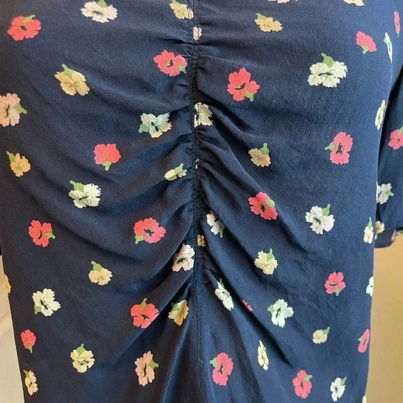 Madewell 100% silk floral blouse size 2 - Picture 5 of 8